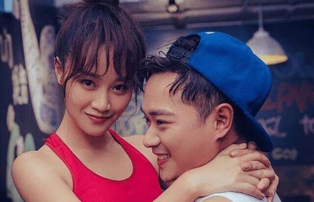 蓝盈莹与曹骏分手7年后宣布新恋情 男友是圈外人（配图5）