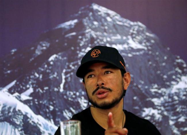 10人登山队全部遇难！传奇登山家领队 得年43岁