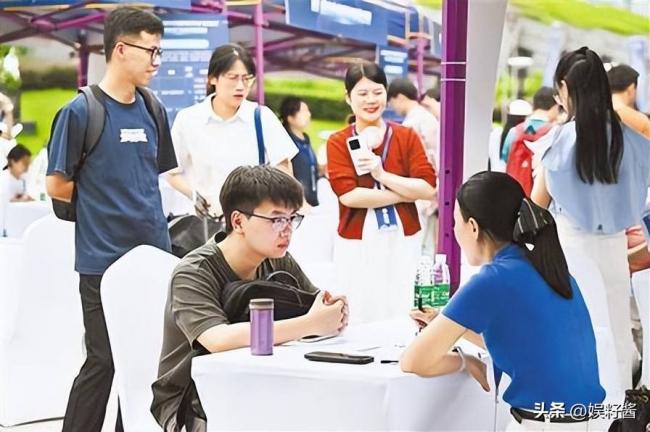 “尼特族” 已达 2.6 亿，比啃老族还令人讨厌