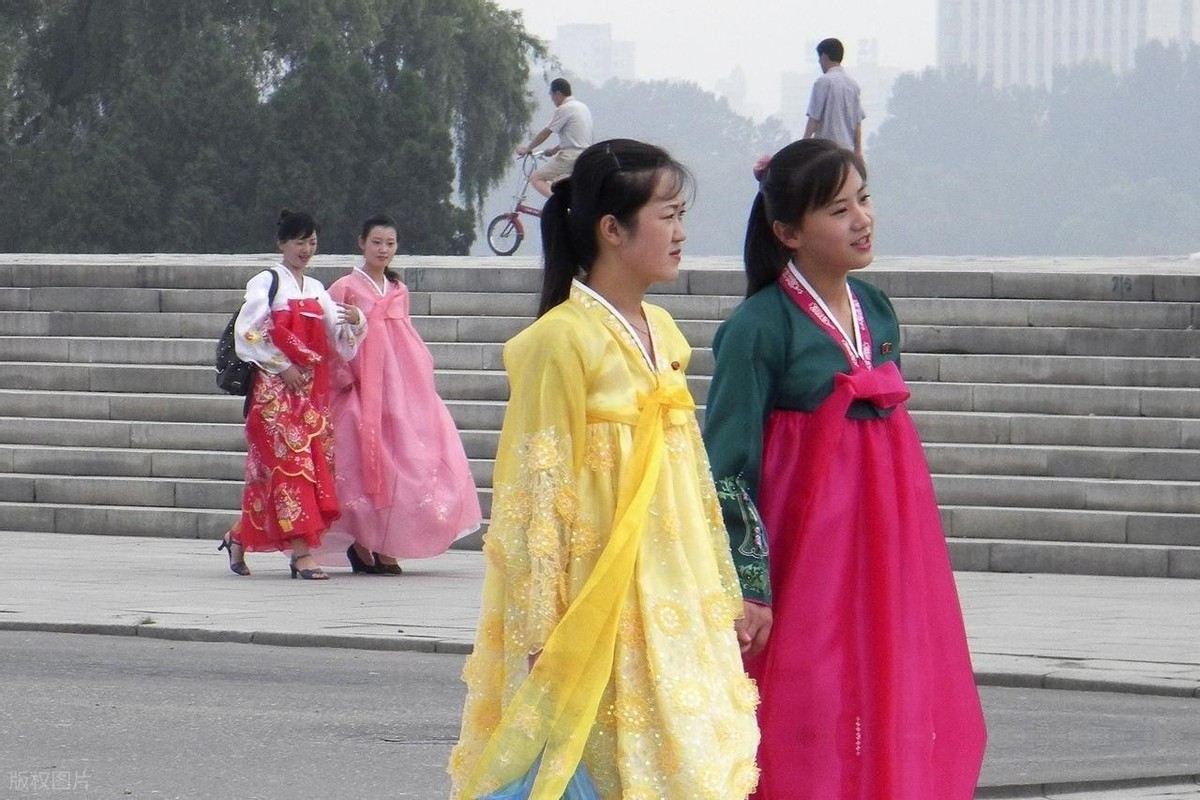 回国才敢说：朝鲜是我去过的国家中 最被看轻的（配图5）