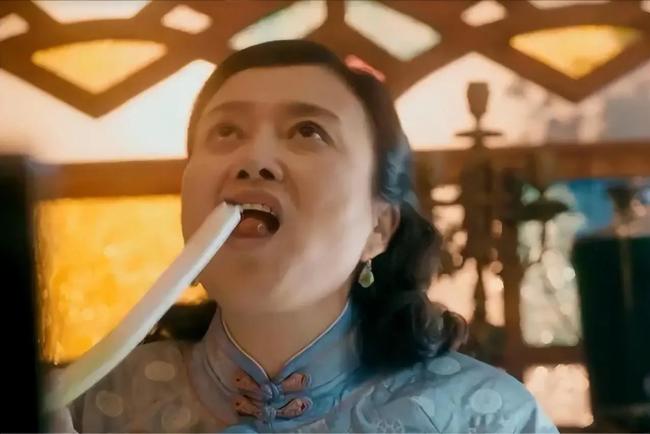 年轻时没管好下半身，如今66岁的她依旧单身