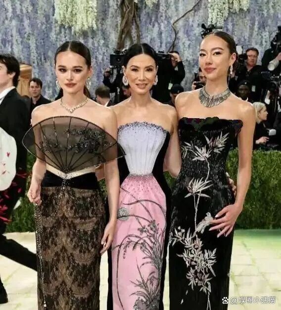 邓文迪女儿太牛！23岁硕士毕业 颜值智商双在线（配图12）