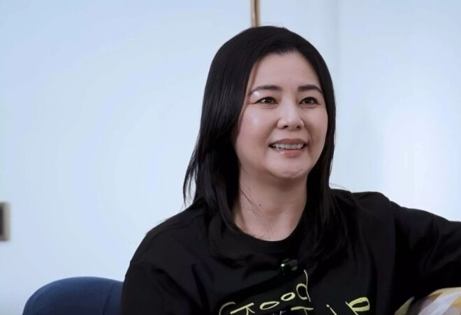 香港女星自曝父母姐妹全部离世 婚后坚持丁克（配图1）