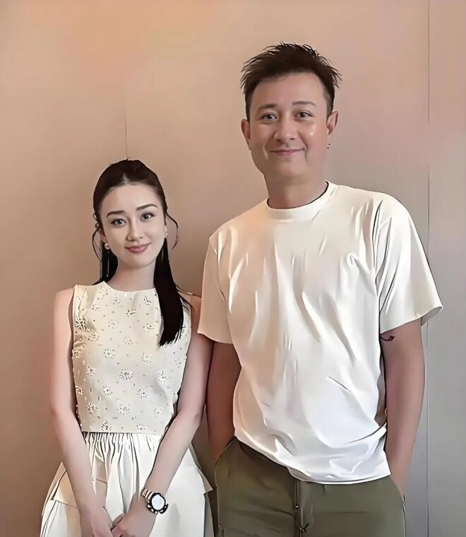 文章凤莉感情时间线已交往三年 女方酷似姚笛（配图1）