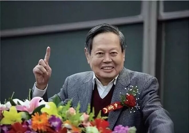 翁帆回杨振宁合肥老家 见证“遗产”落地（配图19）