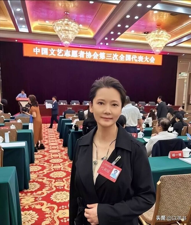 何赛飞病情令人揪心 与恩师之子离婚真相大白（配图18）