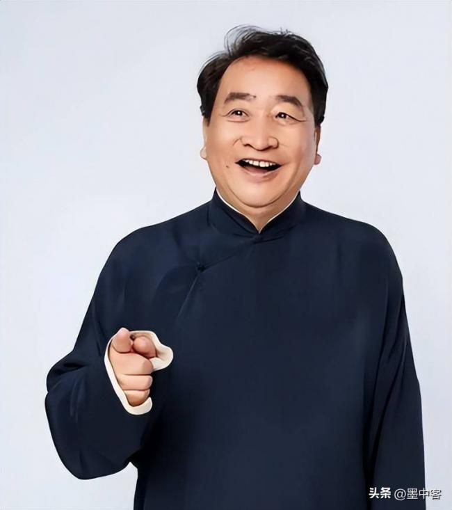 75岁姜昆近况曝光，47岁姜珊成他一生的痛