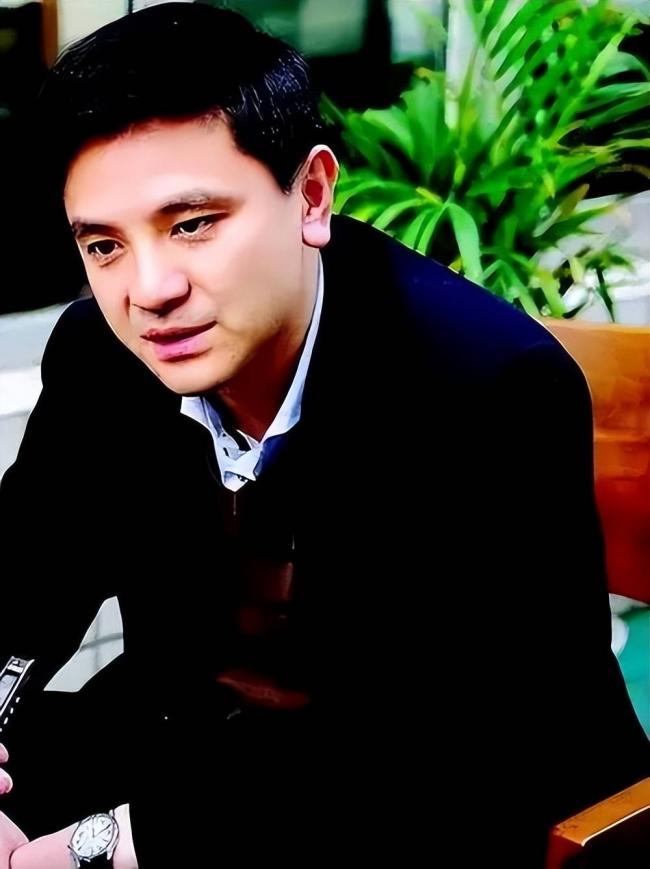 演过西游记，手握3个奥运金牌，如今成正厅