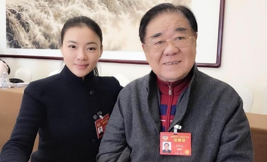 享受副师级待遇 一个举动暴露了她的真实人品（配图7）