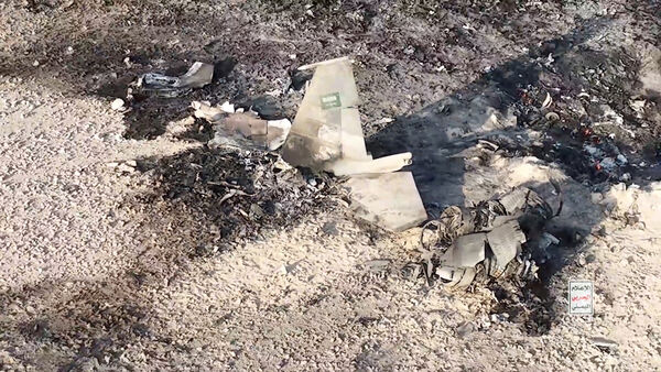 ▲▼ 葉門叛軍青年運動宣稱擊落一架沙烏地阿拉伯F-15戰機。（圖／路透）