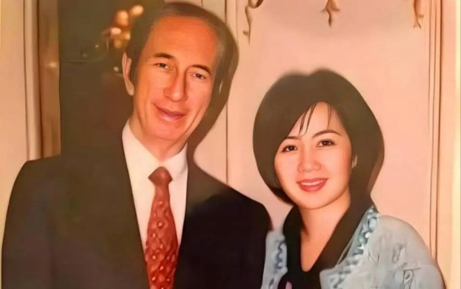 何超英本是天之骄女霍震霆白月光 缘何疯癫半生（配图24）