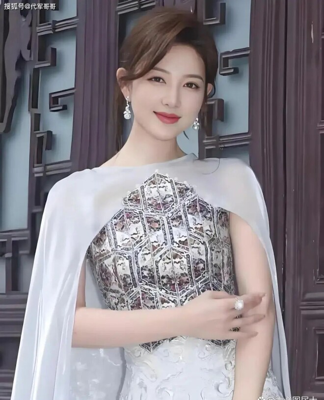 39岁央视美女郭玮近况曝光 工作16年零绯闻（配图6）