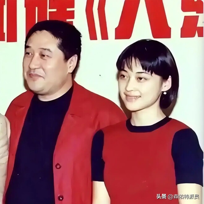 为娶小17岁的梅婷他抛下儿子与妻子离婚 如今（配图4）