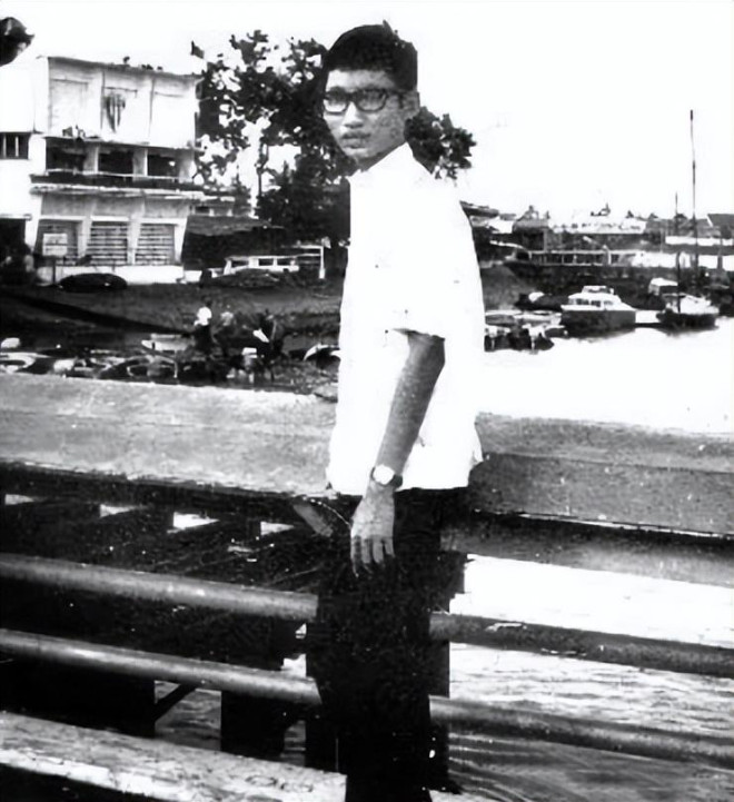 徐克为何64岁还和施南生离婚？（配图2）