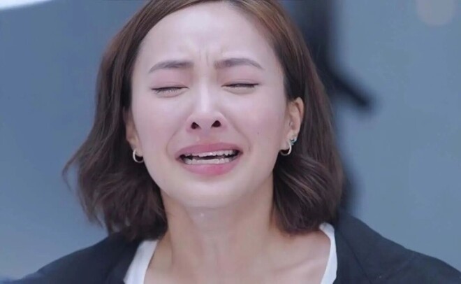 TVB知名女星奉献大尺度演出 在镜头前脱衣露肉（配图7）