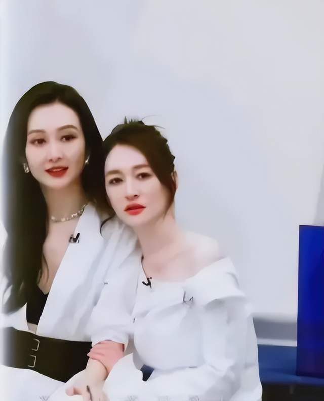 中国知名女星“去父留子” 炸了整个热搜