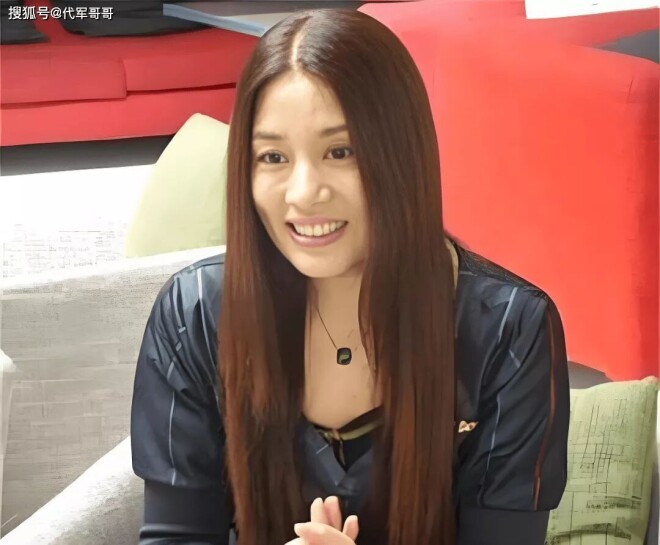 64岁李凤绪定居加拿大 曾拒嫁阿兰德龙引轰动（配图6）