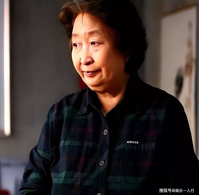 彭玉：丈夫走后她再嫁姐夫 女儿和外孙也是明星（配图8）