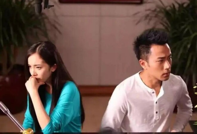 刘恺威承认恋情女方背景被扒 父亲刘丹开心回应（配图10）