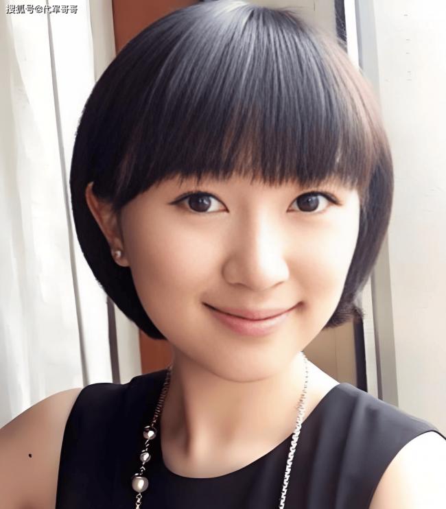 她曾是央视财经最年轻主播 被调查后现状如何