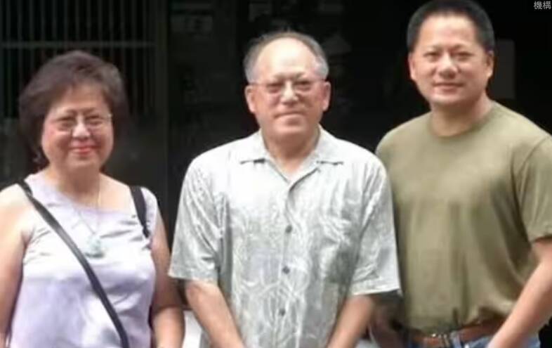 黄仁勋自曝“这段”经历：我终生都需要心理治疗