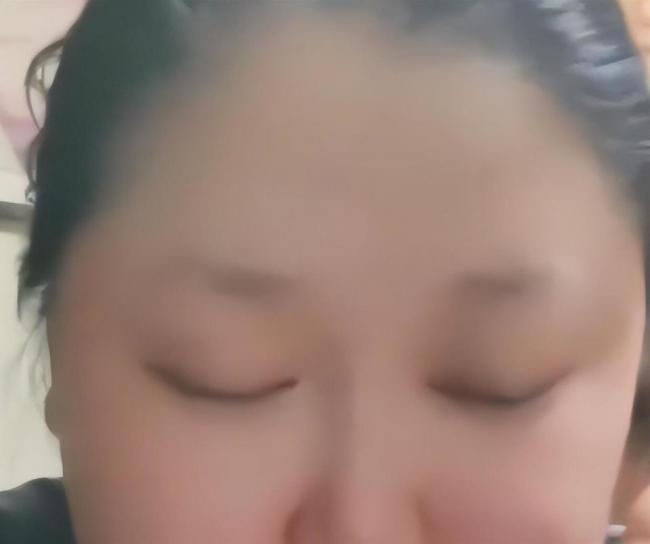 她曾是本山传媒第一美女 如今与昔日判若两人