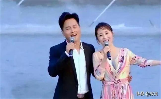 抛弃妻女娶小三，如今他的下场只能算“活该”