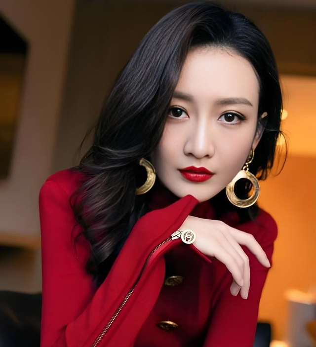 中国知名女星“去父留子” 炸了整个热搜