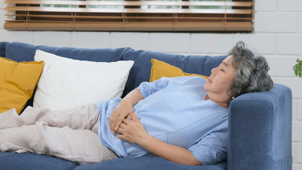老人家白天小睡是很常見的生活習慣。（示意圖：shutterstock／達志）