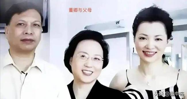 看到董卿王丽坤栽进致命大坑，女星都不找富豪了