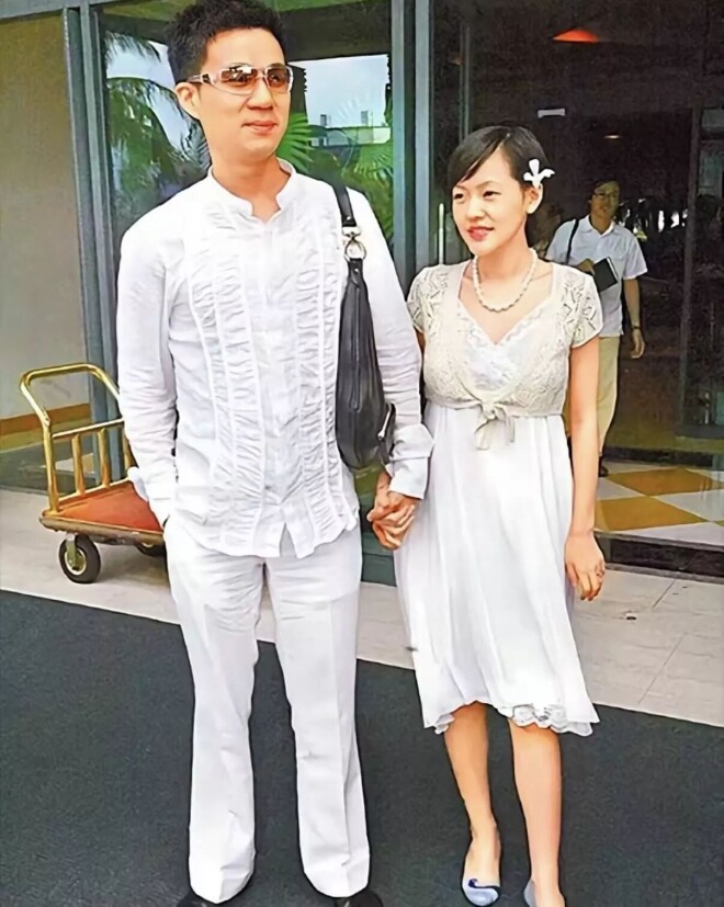 小S香港给84岁婆婆庆生 S妈穿名牌背迪奥很富态（配图18）