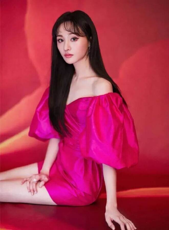 十大高开低走的伤仲永女星 光性感美艳远远不够（配图4）