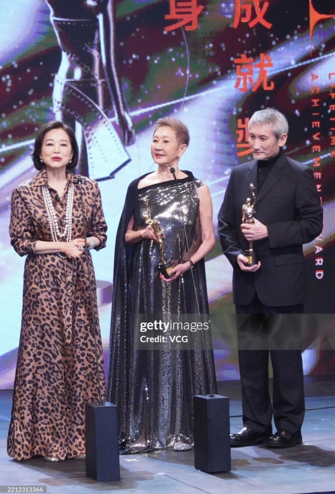 看施南生旧照才懂 一头短发写尽飒美风骨（配图6）