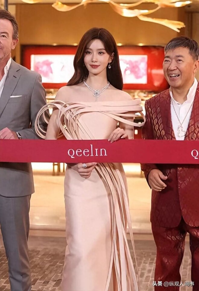 39岁刘诗诗近照曝光 脸颊无肉双眼无神睁不开（配图1）