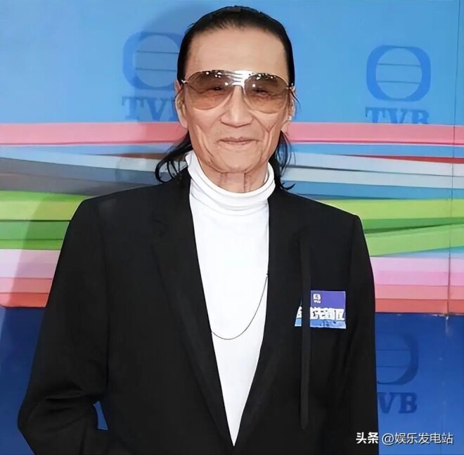 不藏了！张柏芝被曝坐前夫私人飞机 关系被扒（配图2）