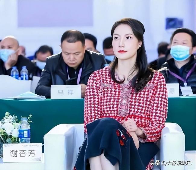 林丹在西班牙被淹的别墅，有多“壕”呢