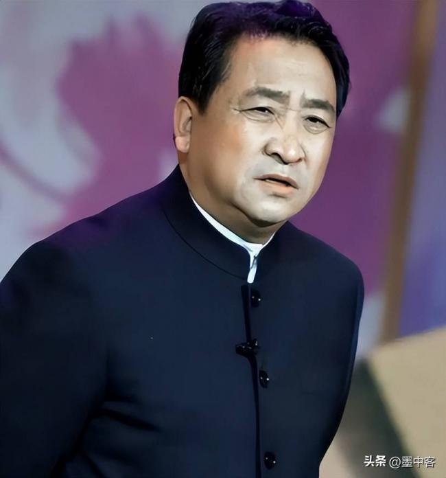 75岁姜昆近况曝光，47岁姜珊成他一生的痛