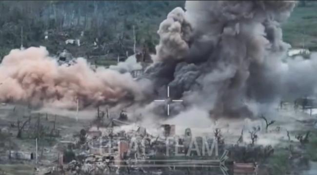 震撼画面爆光  乌军摧毁7辆俄步坦克