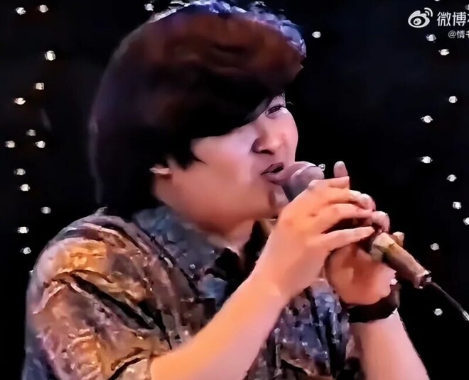 刘欢1991年赈灾义演险晕倒 一句话让全场泪目（配图9）