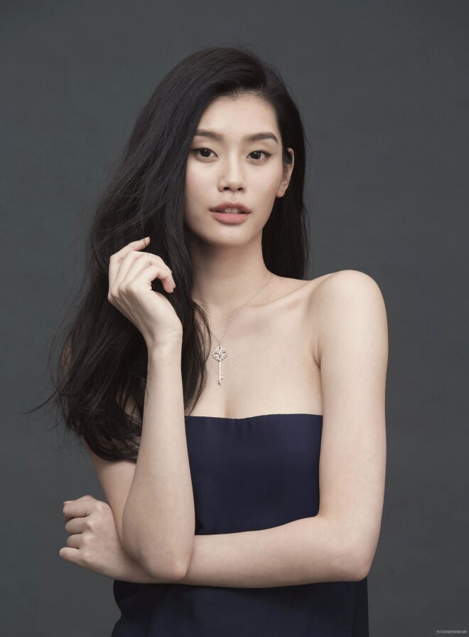四大中国超模有人嫁入豪门有人二婚 唯独她单身（配图4）