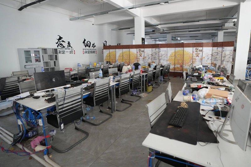 5秒偷走你声音？不骗钱、不推销，只聊天