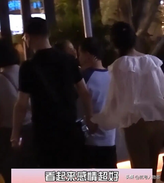 离婚3年后章子怡官宣喜讯 和汪峰拉开差距（配图7）