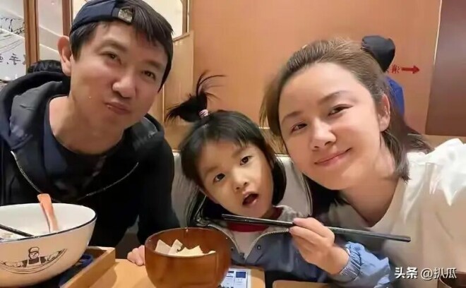吃梅婷6年软饭为了李小冉被打 如今57岁现状唏嘘（配图27）
