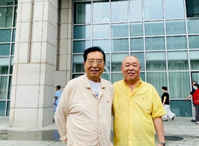 移民澳洲被卡：梦鸽严管李天一 李双江到处商演