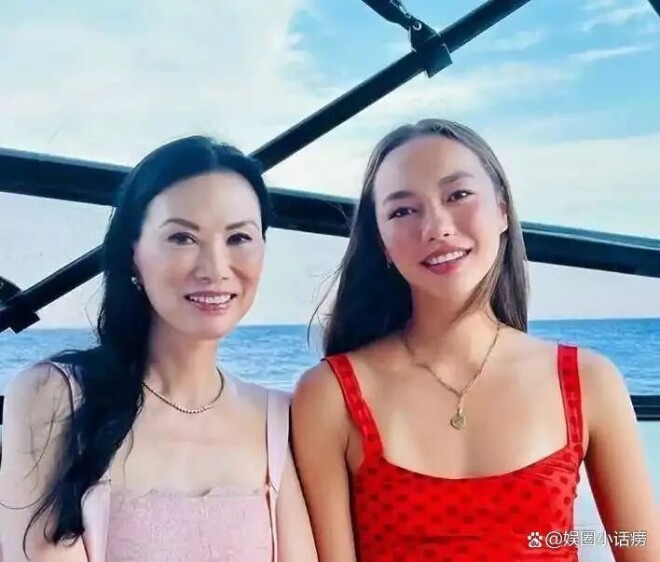 邓文迪女儿太牛！23岁硕士毕业 颜值智商双在线（配图2）