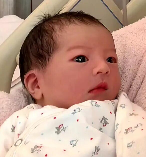 郭富城小女儿近照曝光太惊艳 天王们成岳父联盟（配图1）