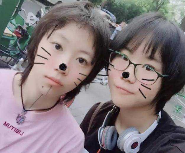 窦靖童妹妹被曝患精神疾病，20年和窦唯不见面