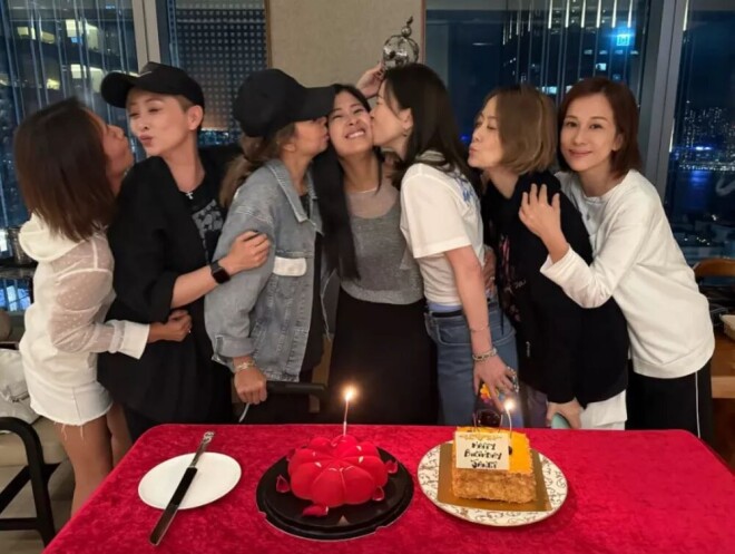 曝女星钟丽淇入ICU 疑遗传母亲的渐冻症（配图2）