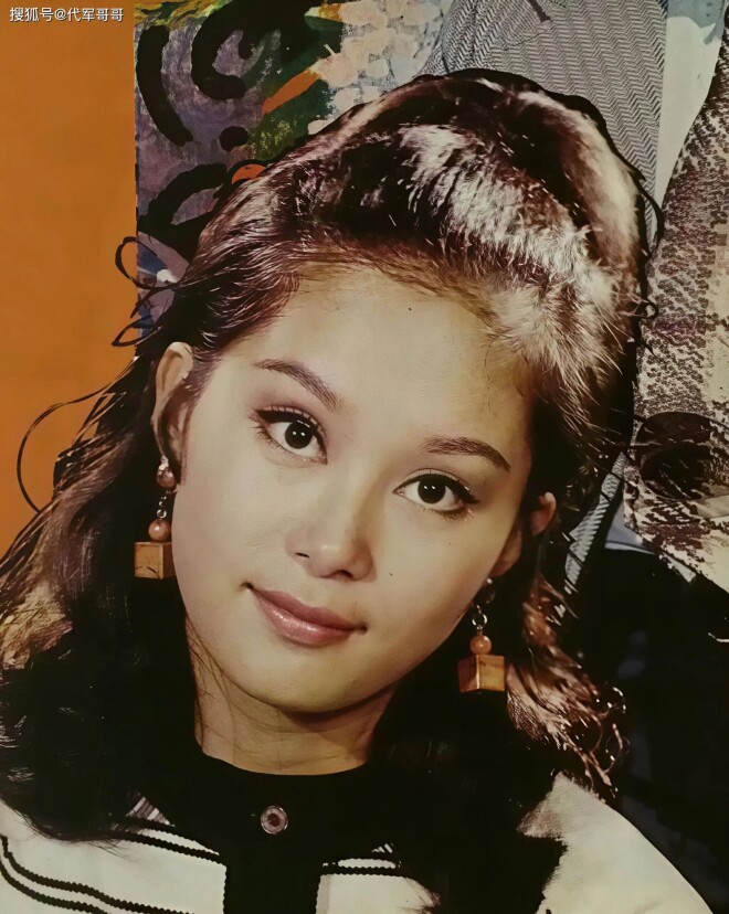 73岁施思近况：曾经历一段失败婚姻 今皈依佛门（配图4）