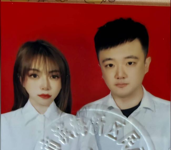 全身瘫痪不能说话 小夫妻同患罕见病 只因有了它